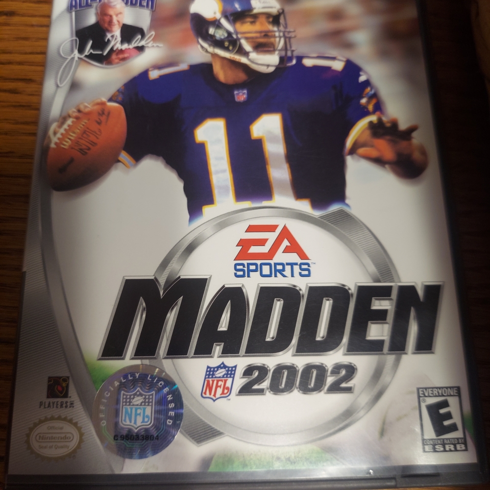 Nintendo GAME CUBE Madden 2002